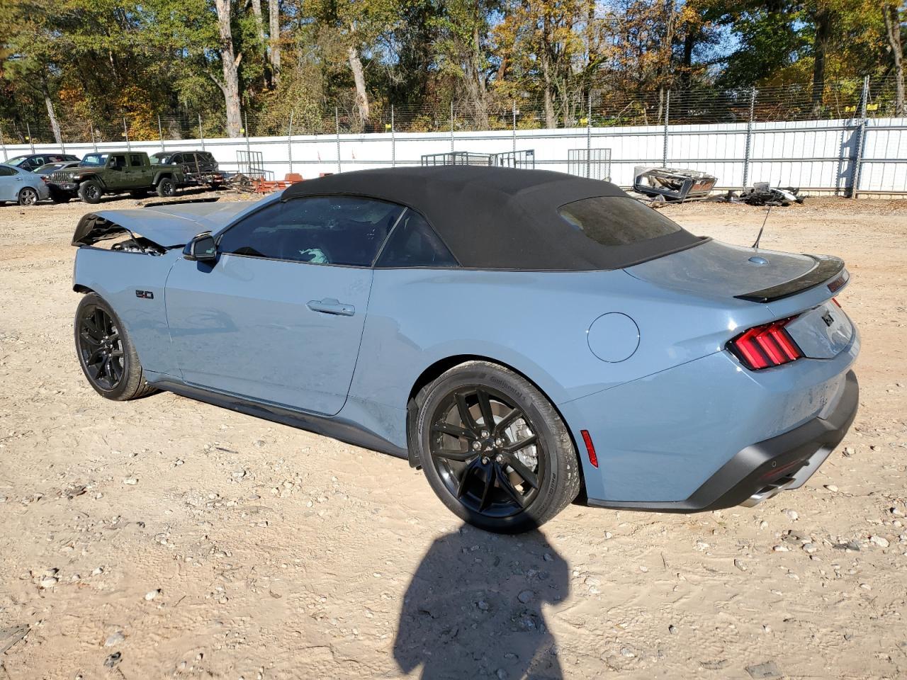 2025 FORD MUSTANG