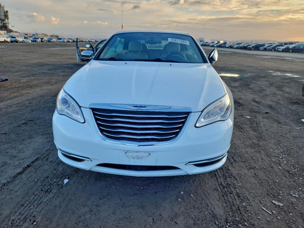 2011 CHRYSLER 200
