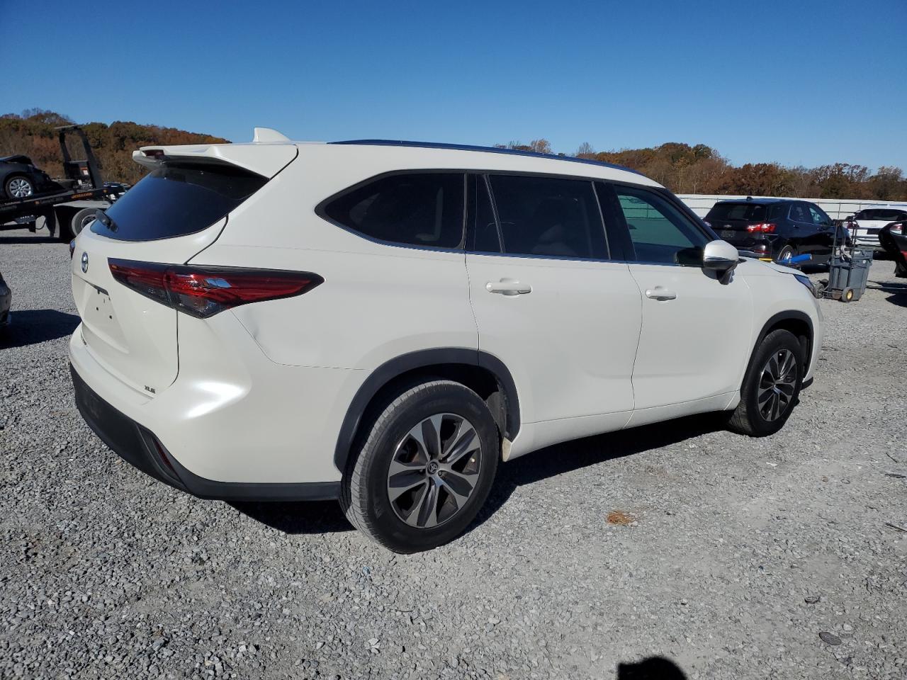 2021 TOYOTA HIGHLANDER