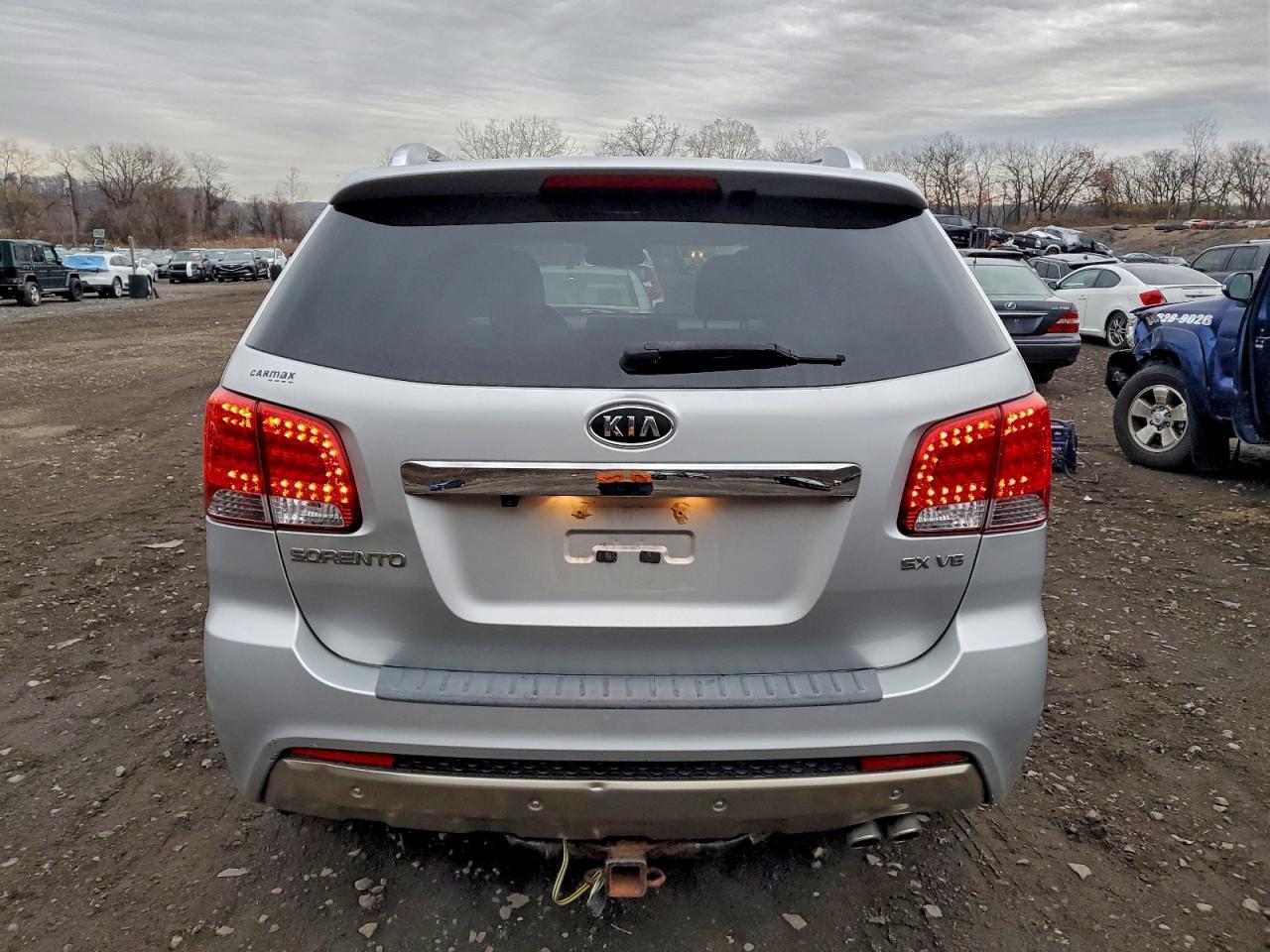 2011 KIA SORENTO