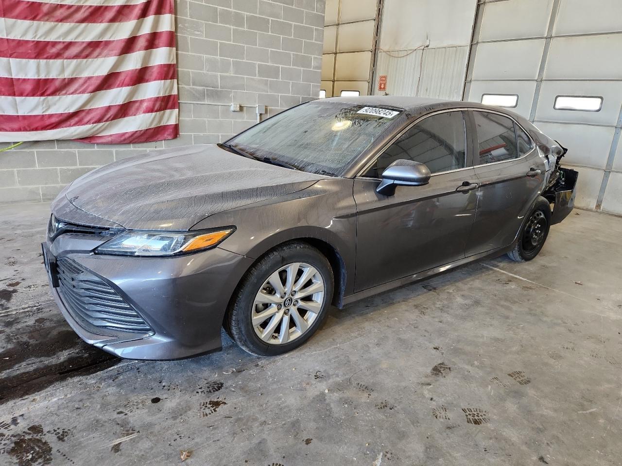 2019 TOYOTA CAMRY