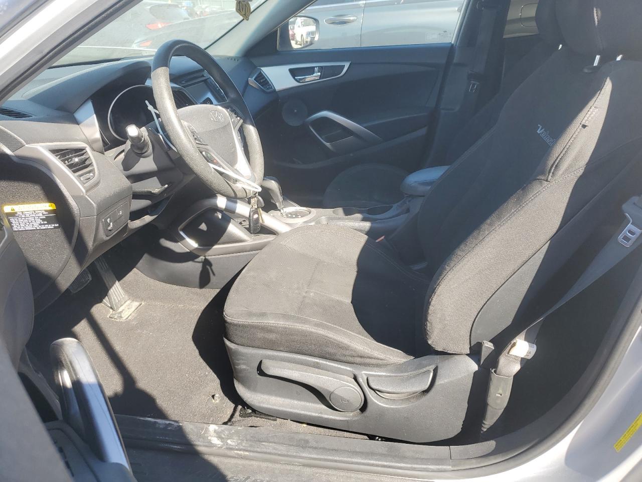 2016 HYUNDAI VELOSTER