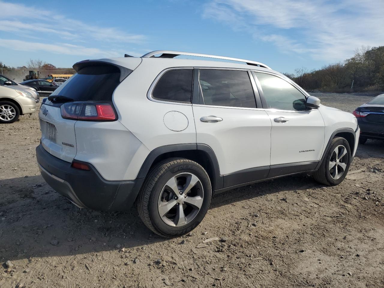 2019 JEEP CHEROKEE