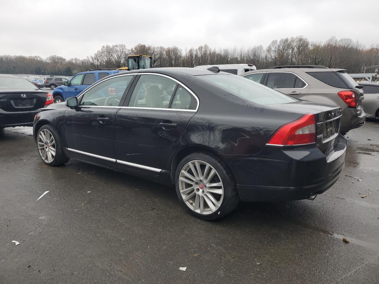 2011 VOLVO S80