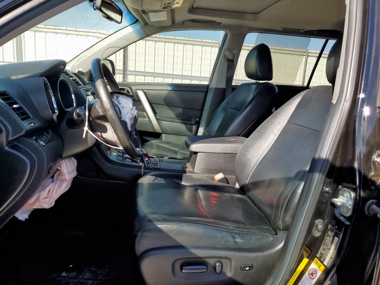 2013 TOYOTA HIGHLANDER