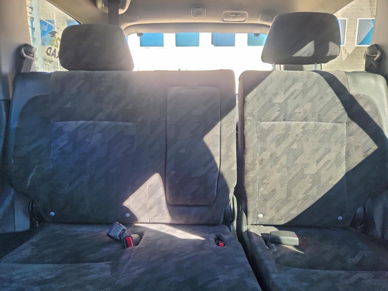 2004 HONDA CR-V