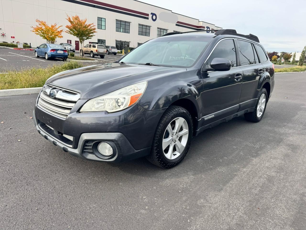 2013 SUBARU Outback