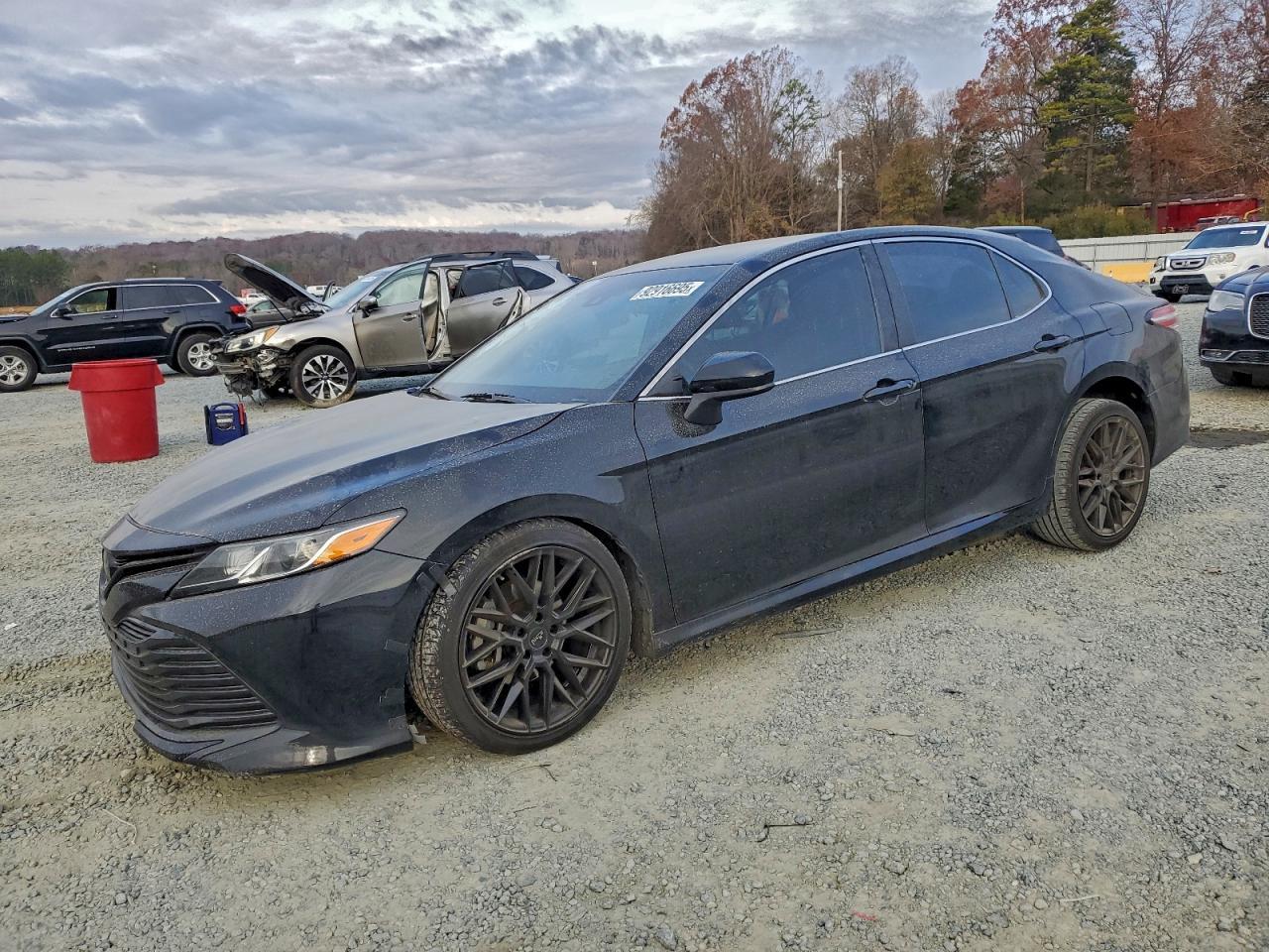 2018 TOYOTA CAMRY
