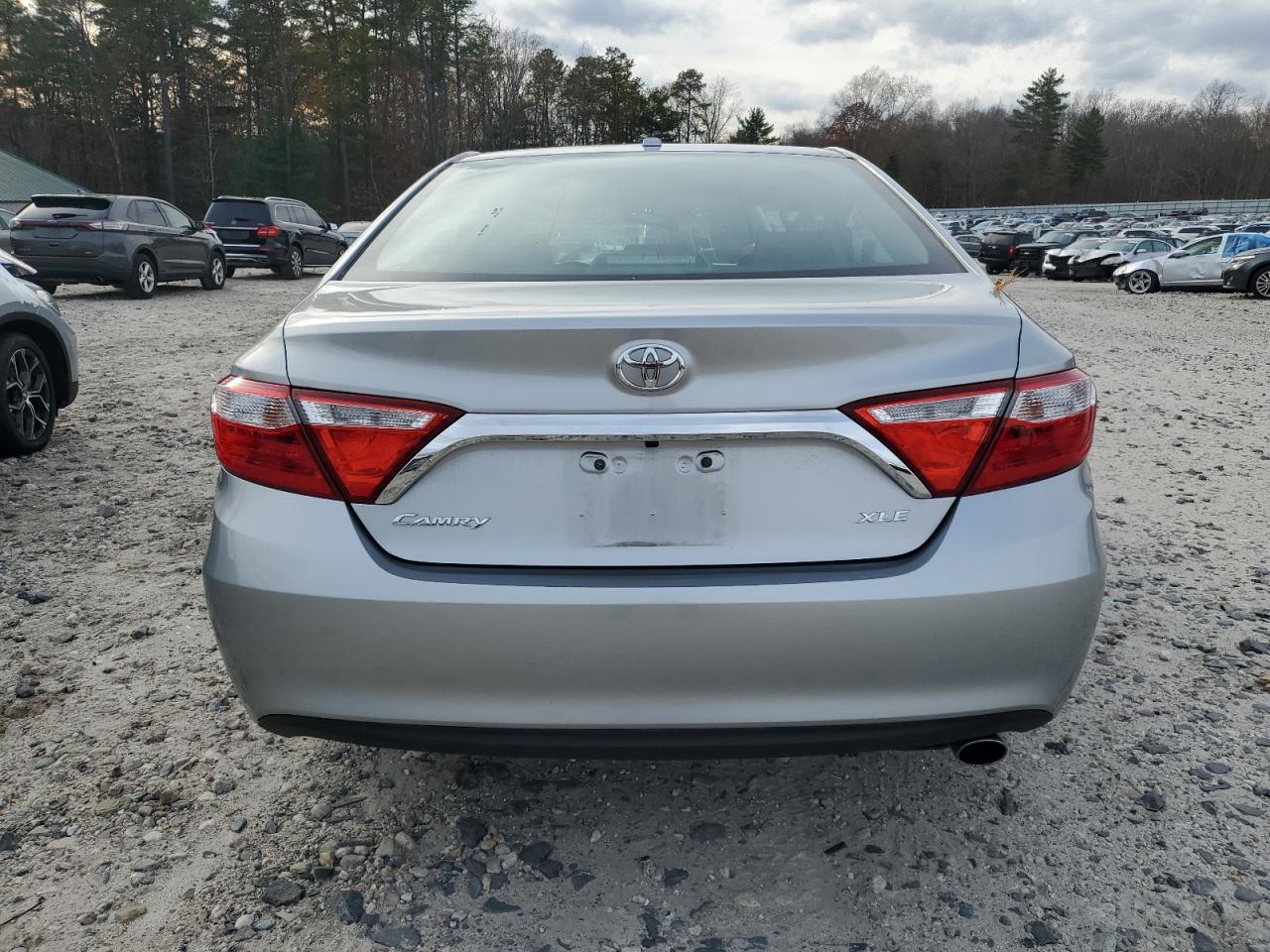 2015 TOYOTA CAMRY