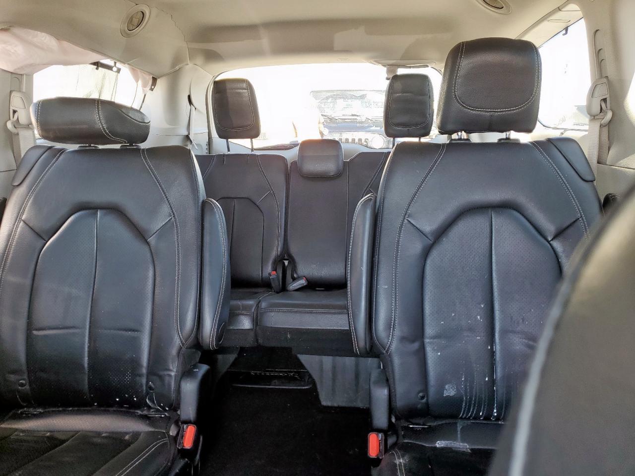 2022 CHRYSLER Pacifica