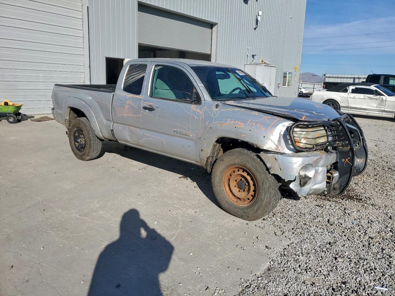 2011 TOYOTA TACOMA