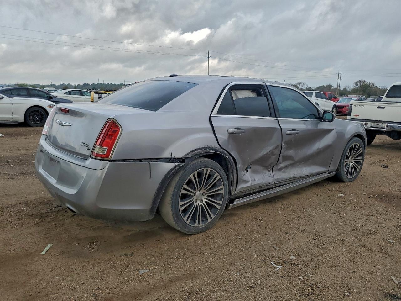 2013 CHRYSLER 300