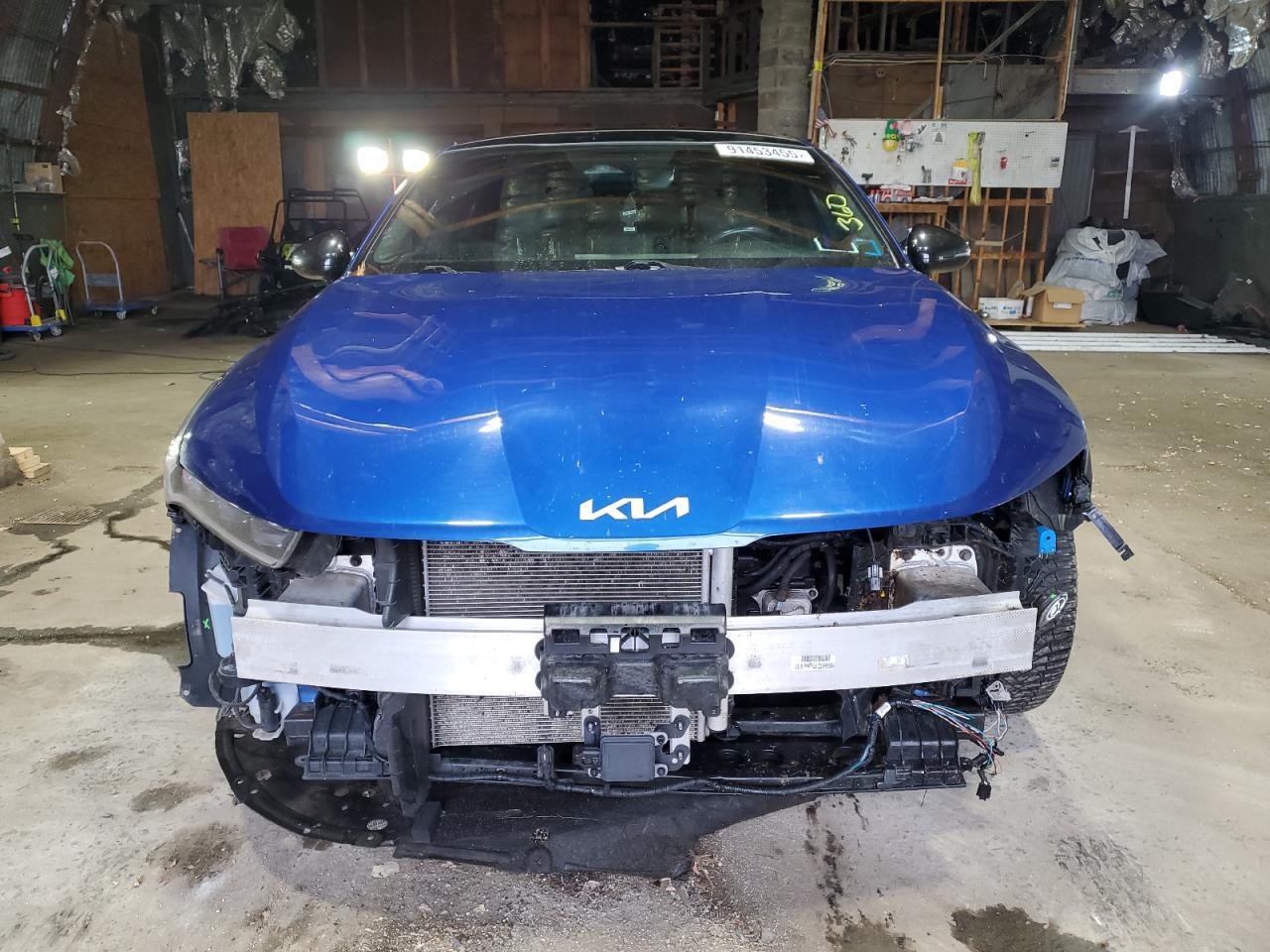 2022 KIA K5