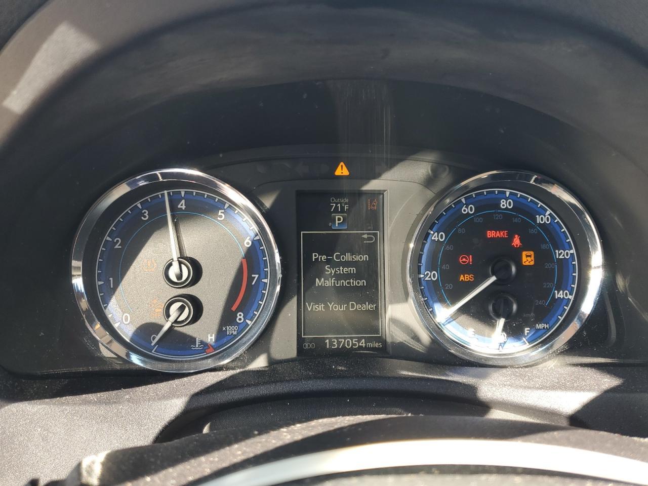 2017 TOYOTA COROLLA