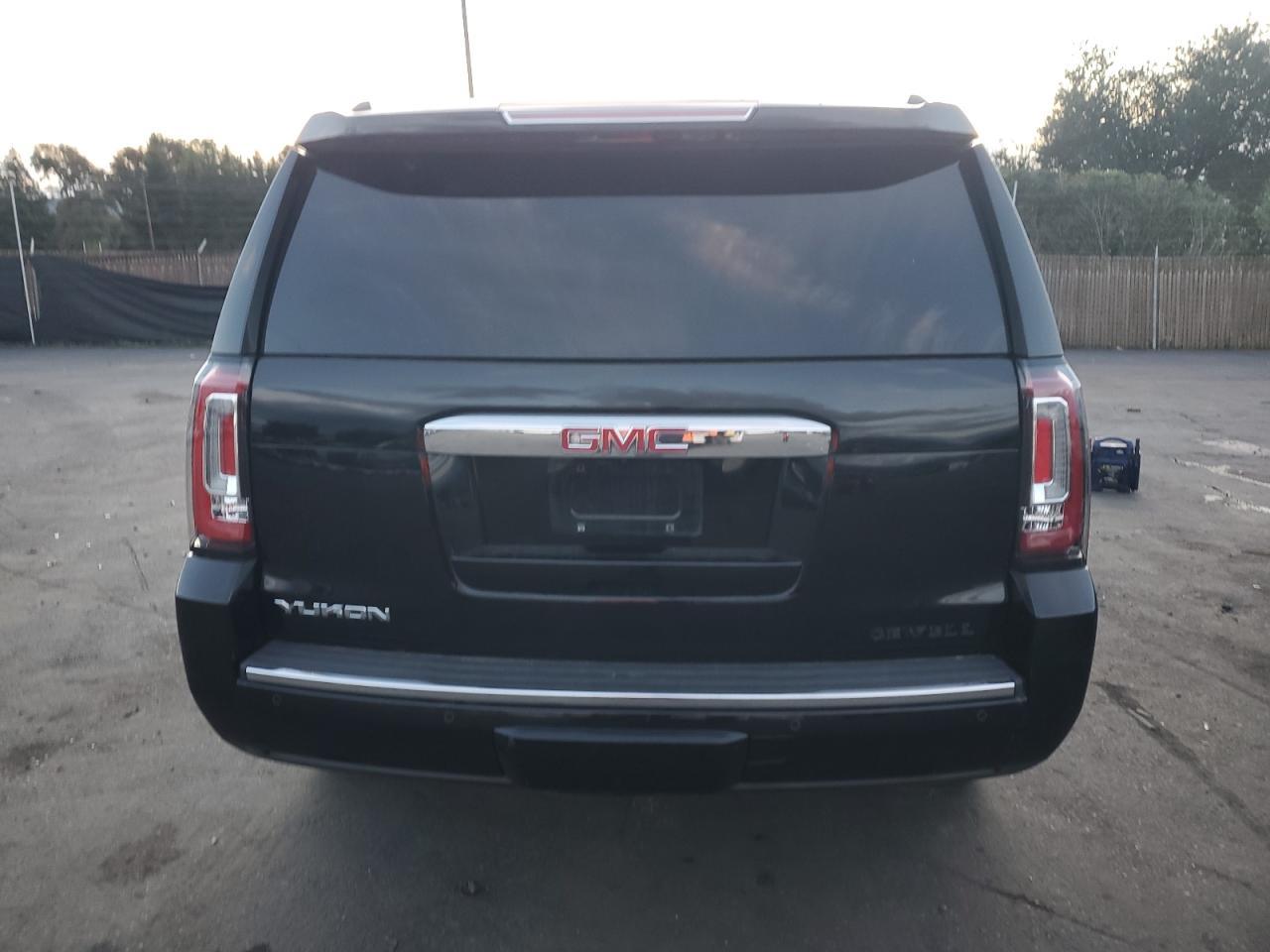 2015 GMC Yukon