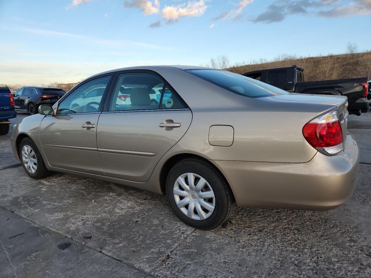 2005 TOYOTA CAMRY