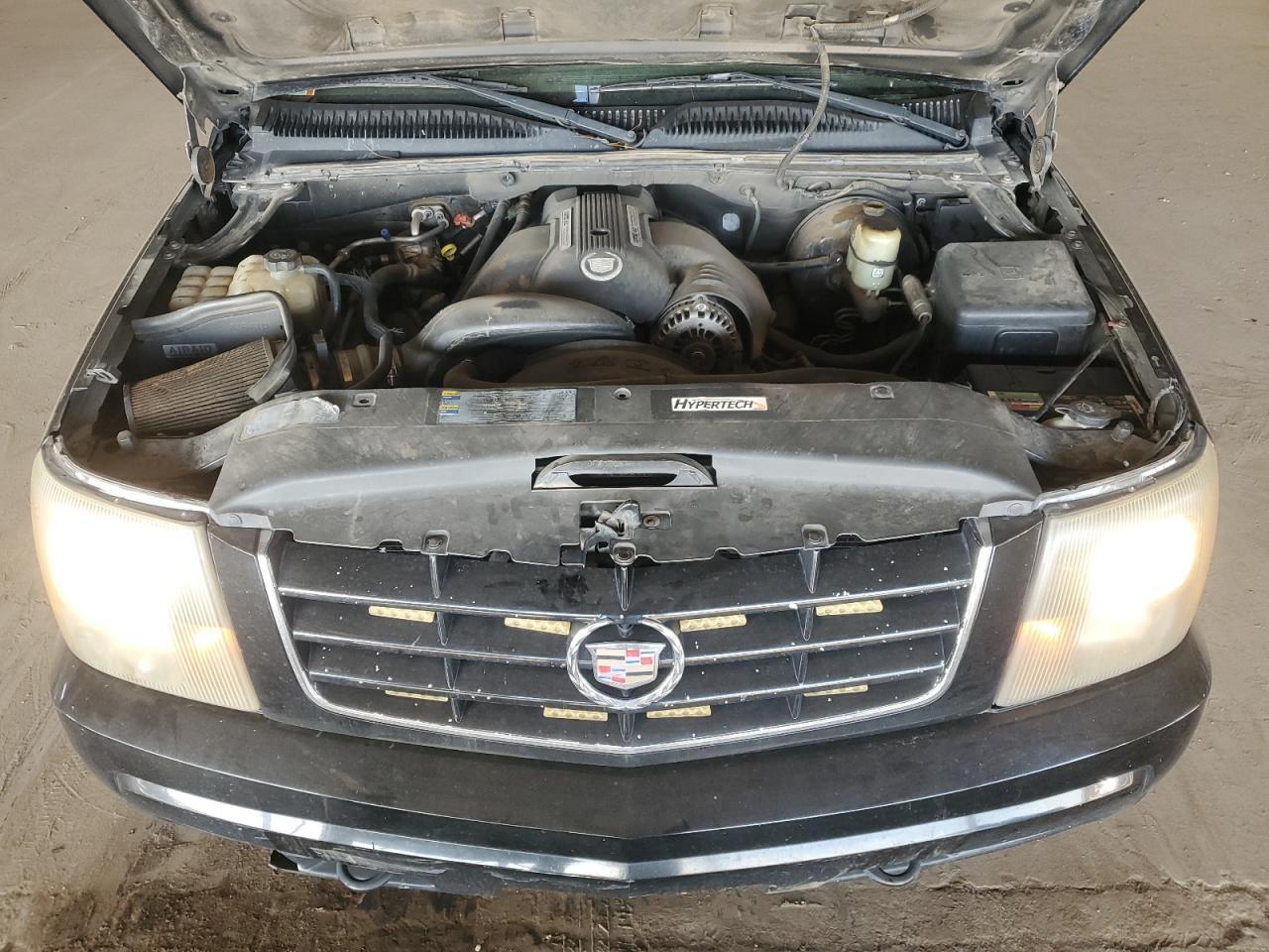 2002 CADILLAC ESCALADE