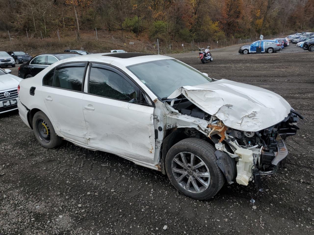 2011 VOLKSWAGEN JETTA