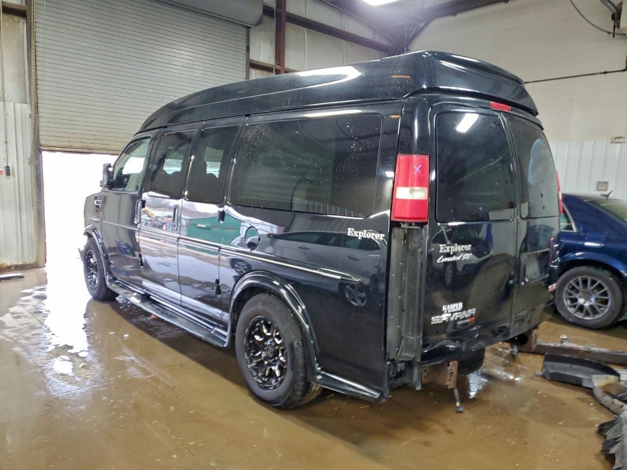 2014 GMC Savana