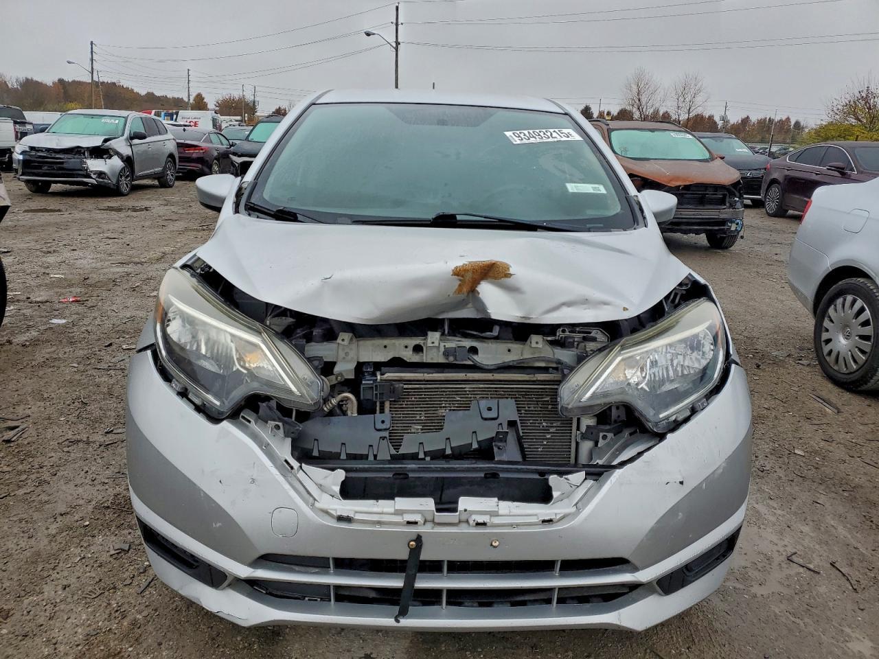 2017 NISSAN Versa Note