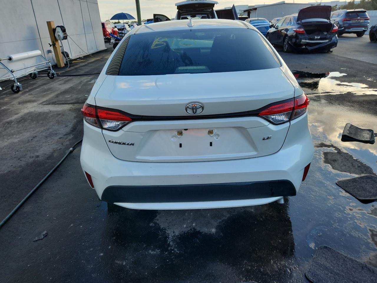 2021 TOYOTA COROLLA