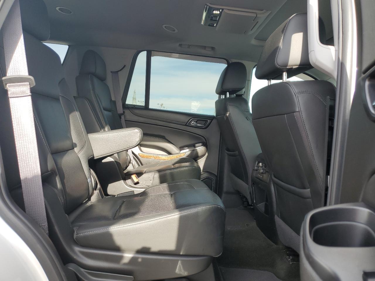 2017 CHEVROLET Tahoe