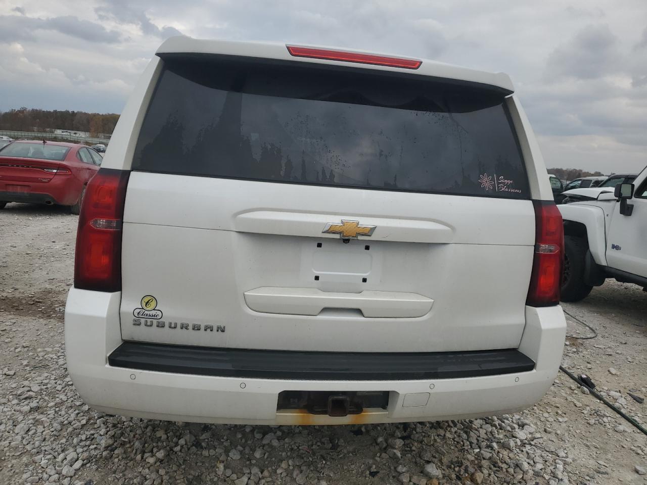 2016 CHEVROLET Suburban