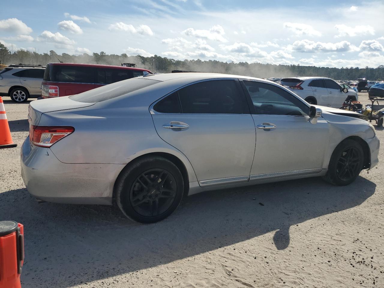 2011 LEXUS ES 350