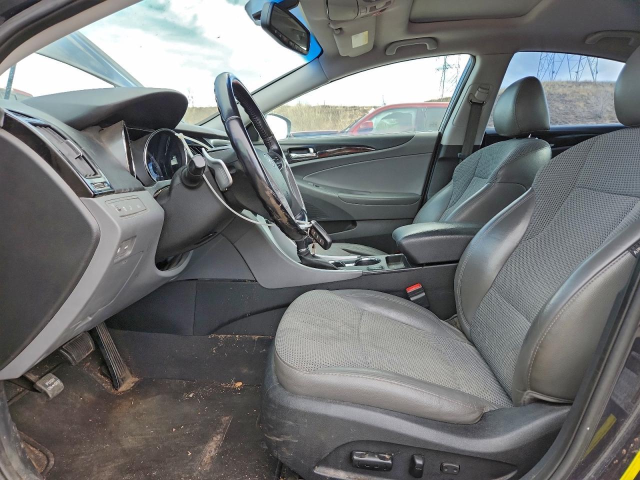 2014 HYUNDAI SONATA