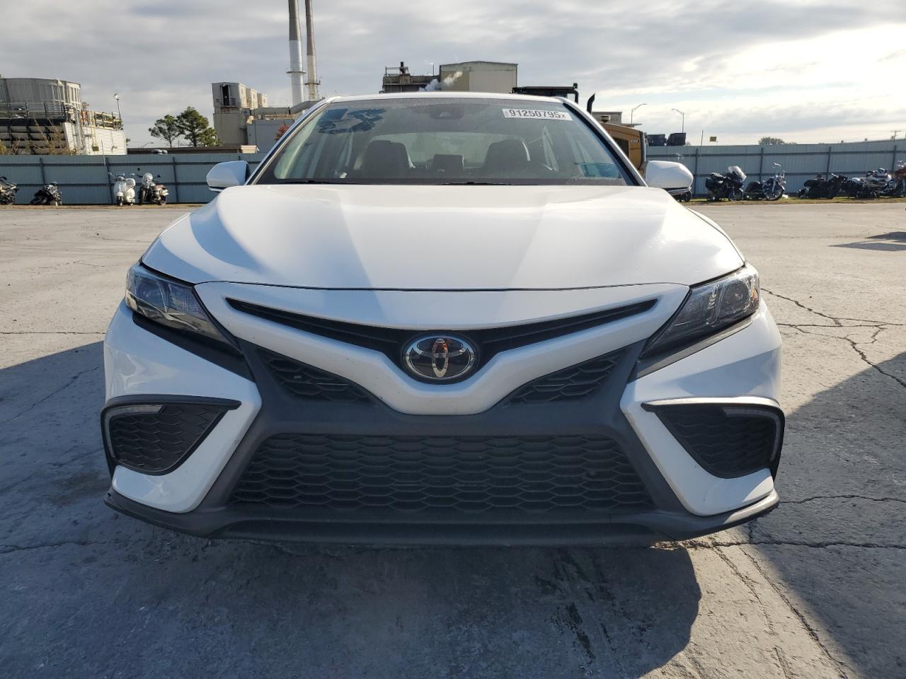 2022 TOYOTA CAMRY