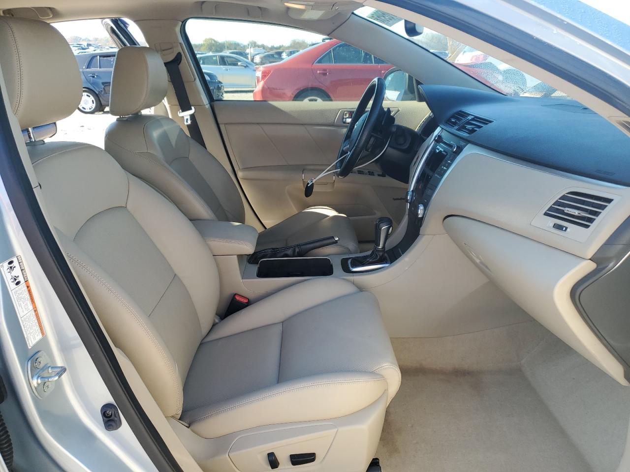 2012 SUZUKI Kizashi