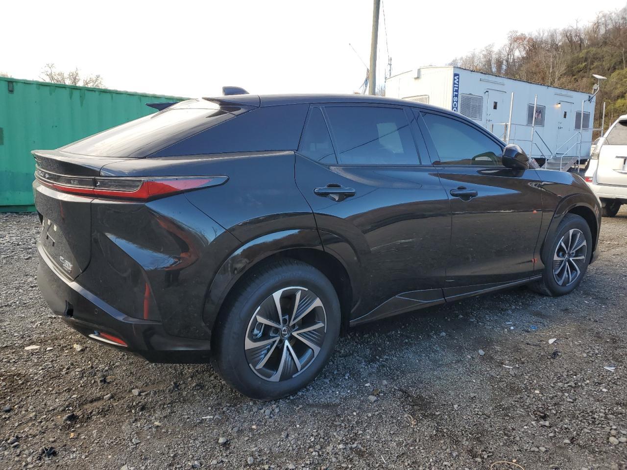 2025 LEXUS Rz 450e