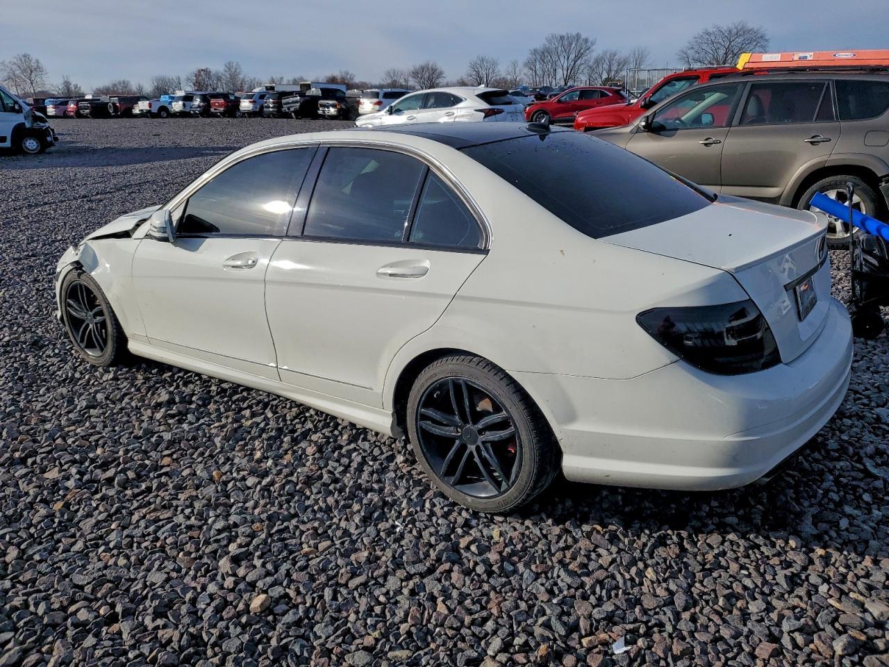 2011 MERCEDES-BENZ C-CLASS