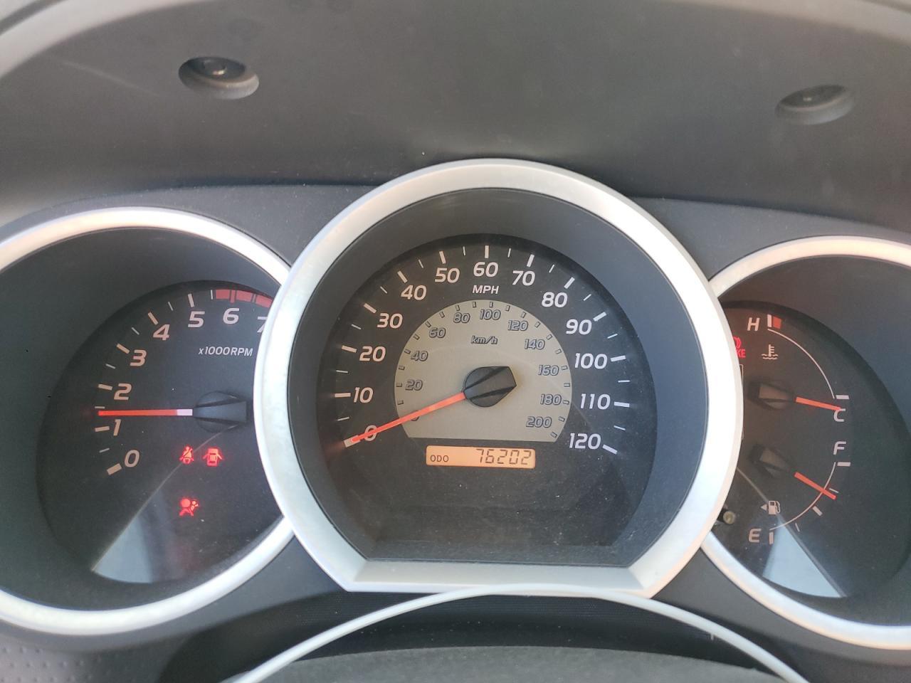 2011 TOYOTA TACOMA