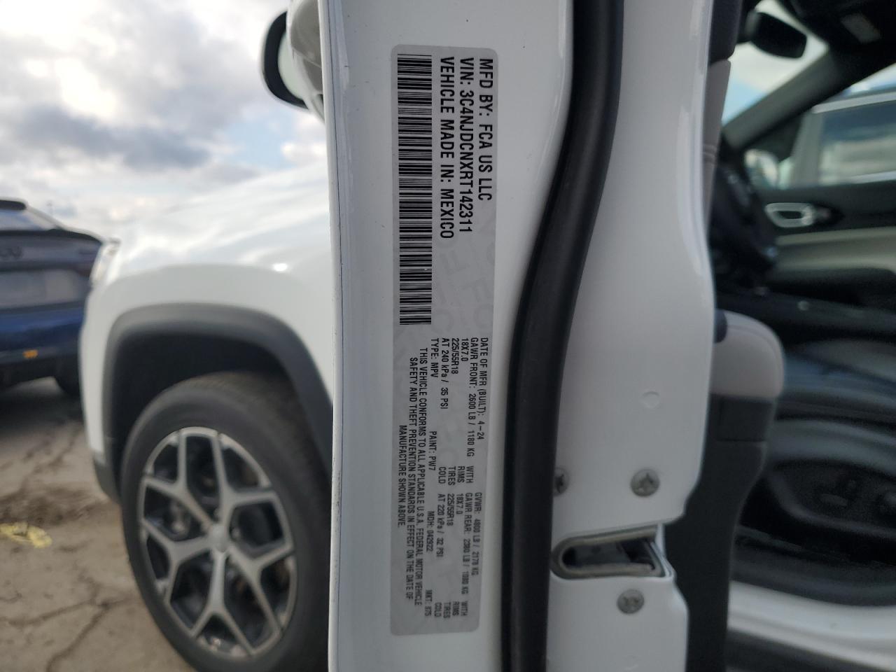 2024 JEEP Compass