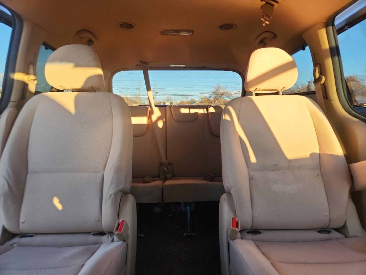 2016 KIA SEDONA