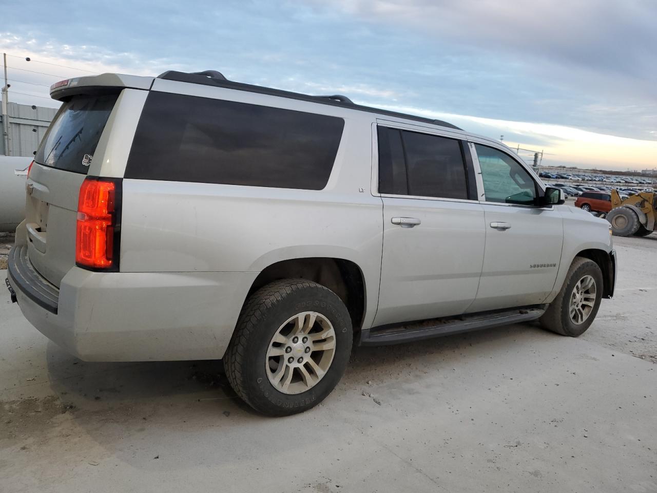 2015 CHEVROLET Suburban