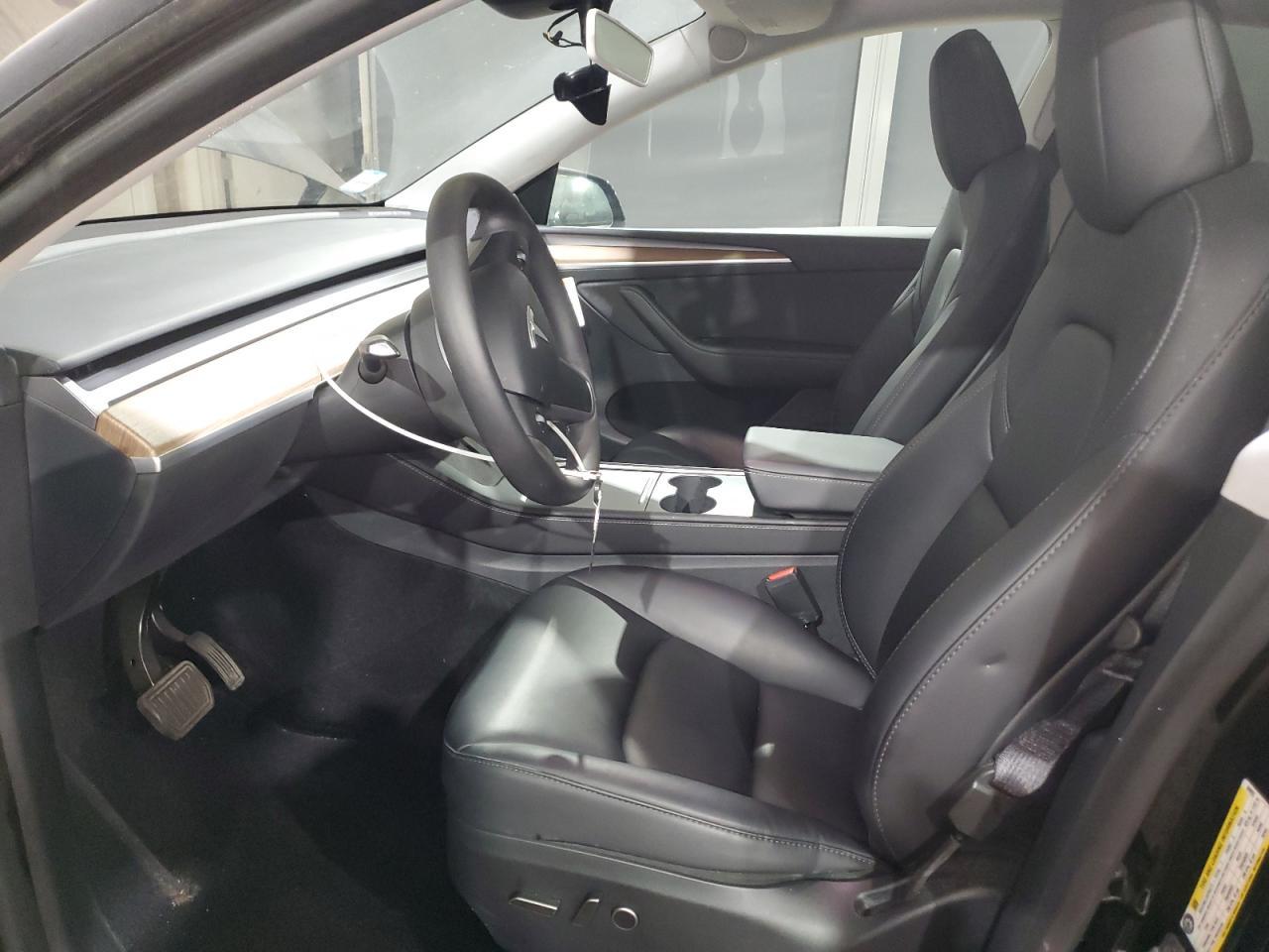 2024 TESLA MODEL Y