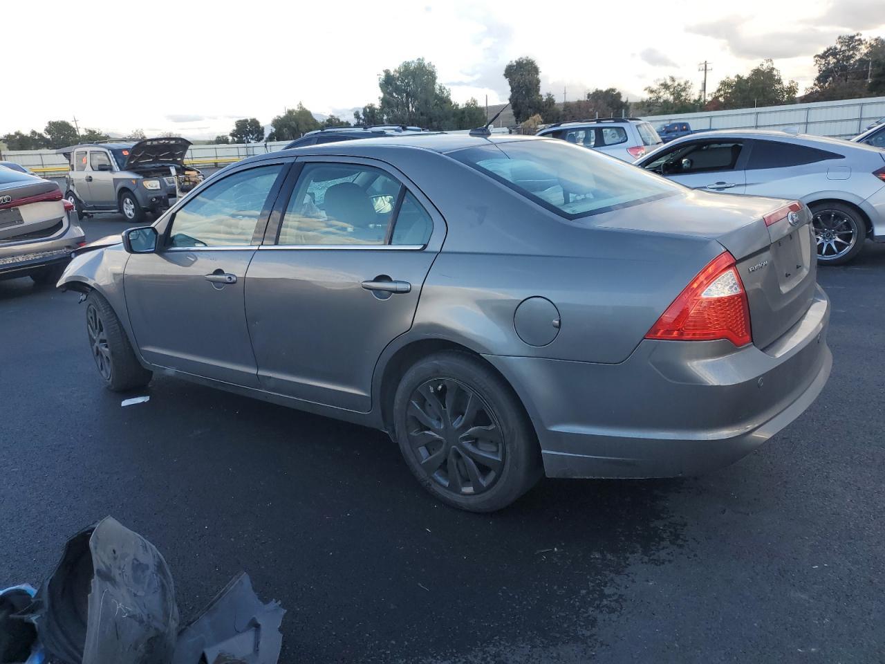 2011 FORD FUSION