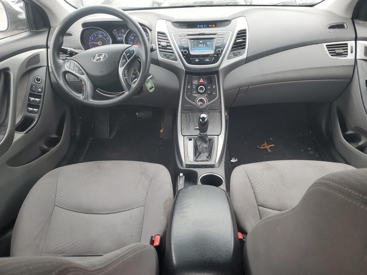 2016 HYUNDAI ELANTRA
