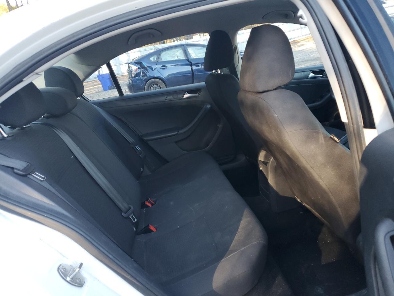 2016 VOLKSWAGEN JETTA