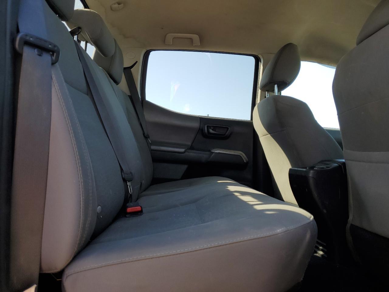 2016 TOYOTA TACOMA