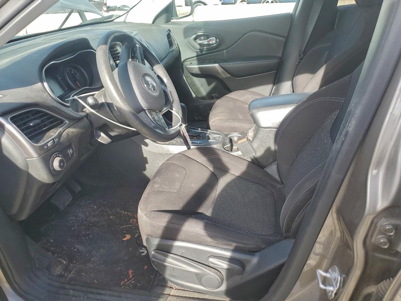 2019 JEEP CHEROKEE