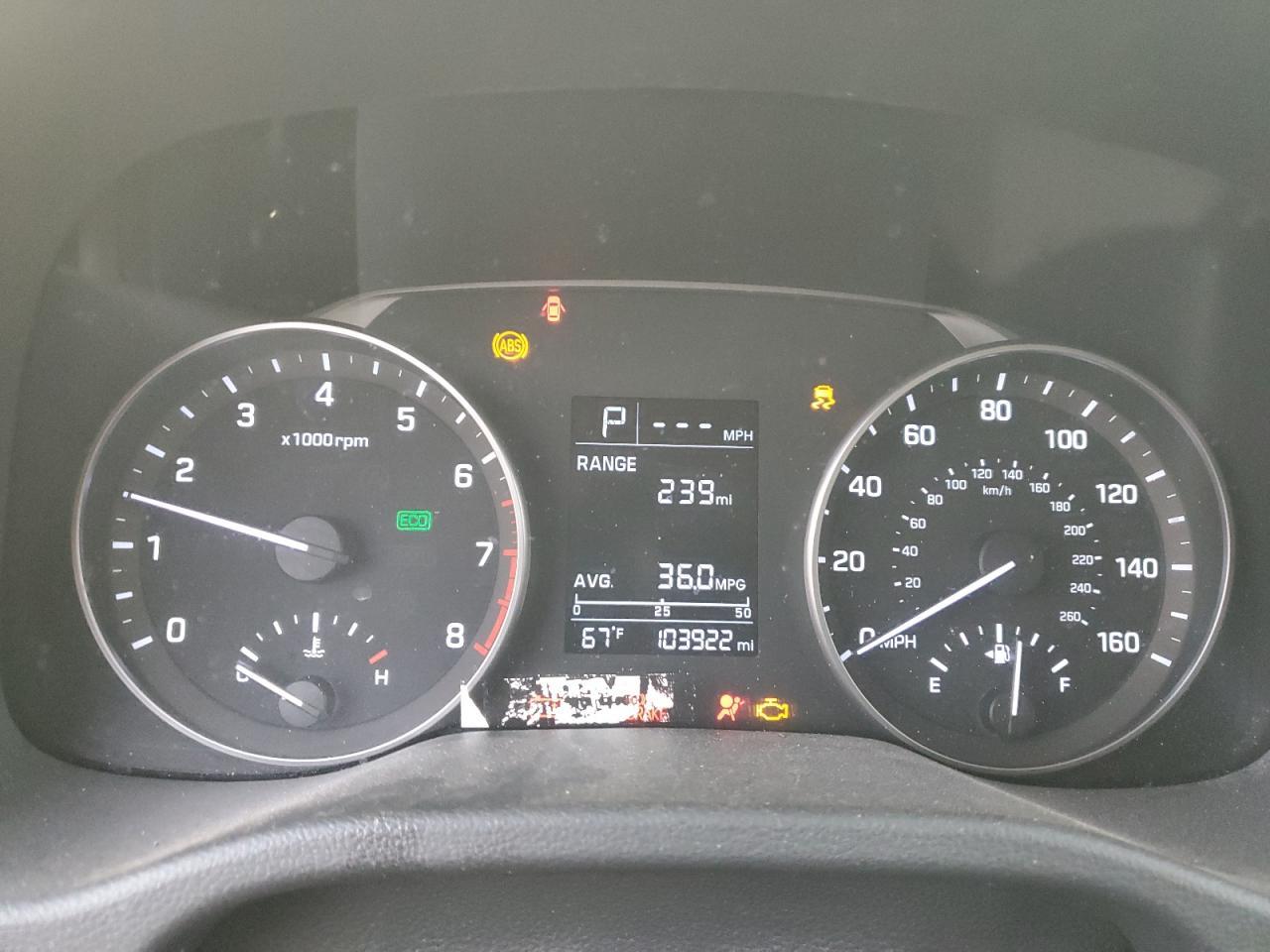 2017 HYUNDAI ELANTRA