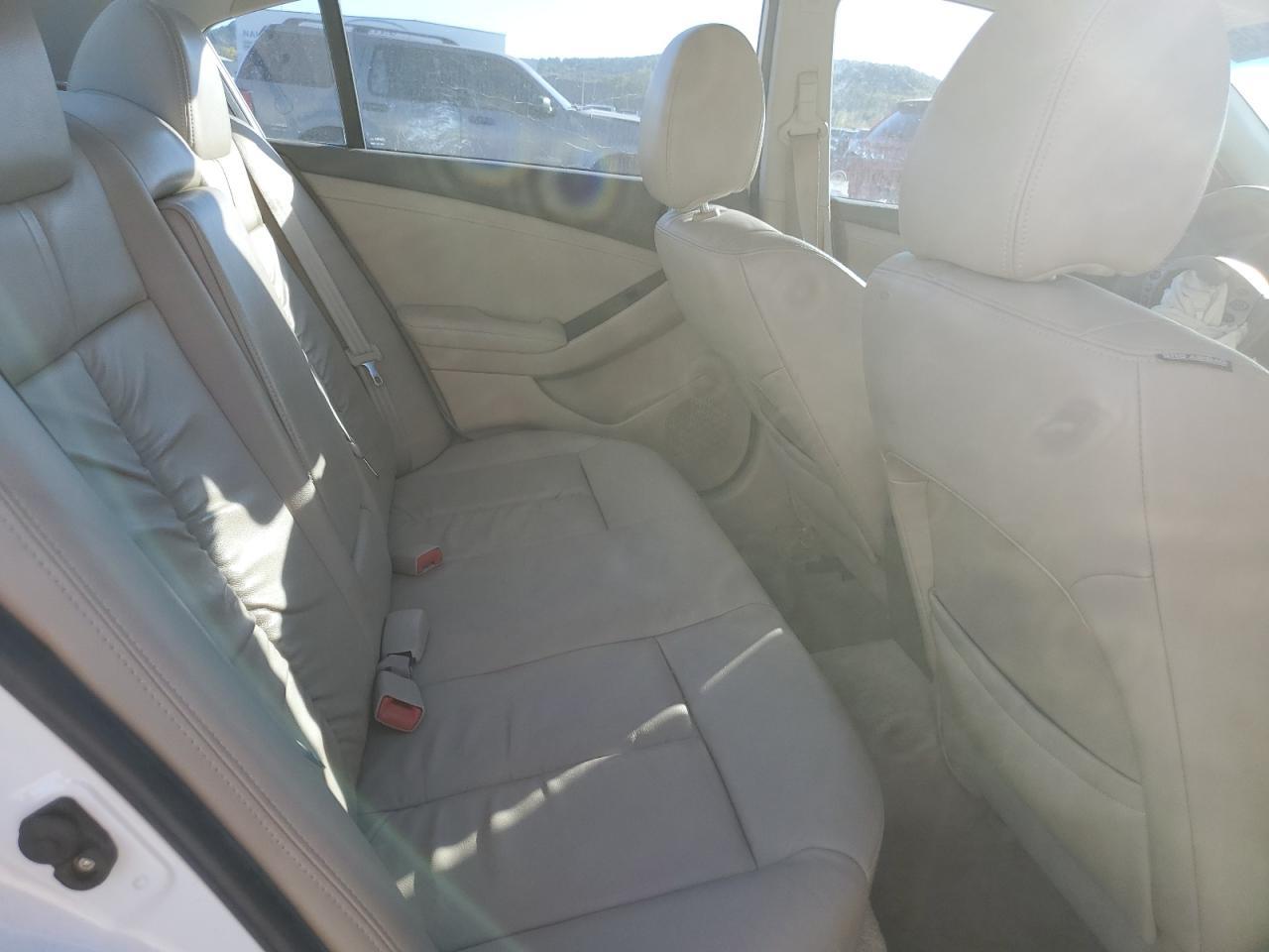 2011 NISSAN ALTIMA