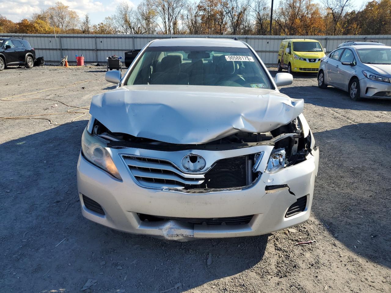 2011 TOYOTA CAMRY