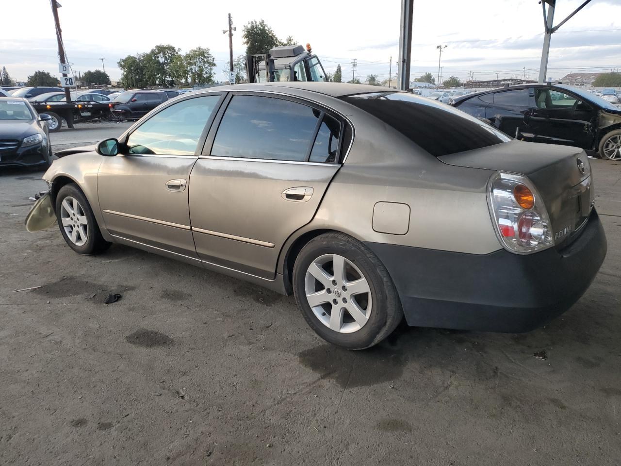 2003 NISSAN ALTIMA