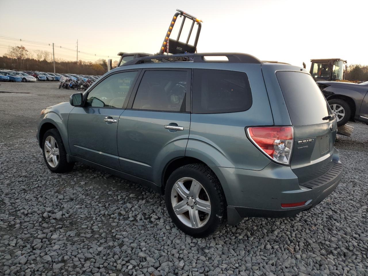2010 SUBARU FORESTER