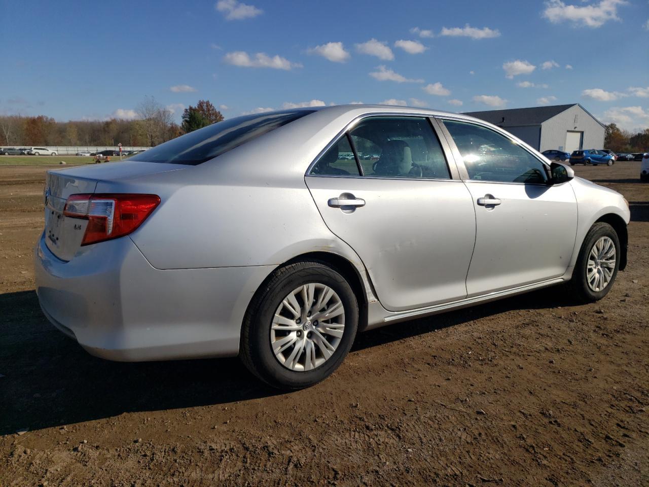 2013 TOYOTA CAMRY