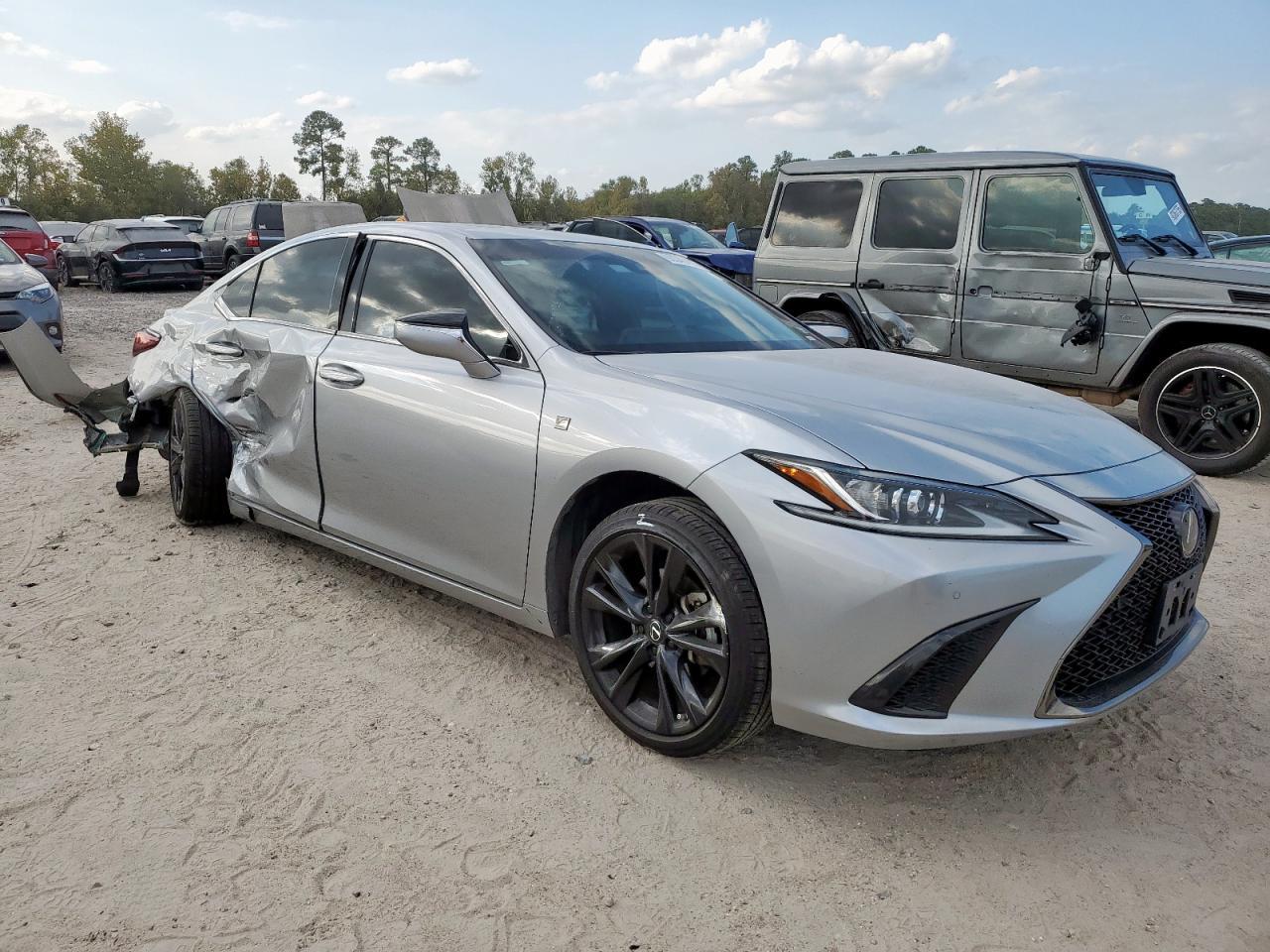 2022 LEXUS ES 350